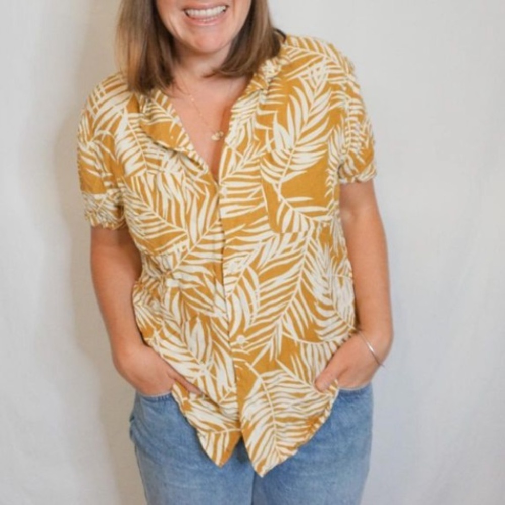 madewell linen blend size medium button up top